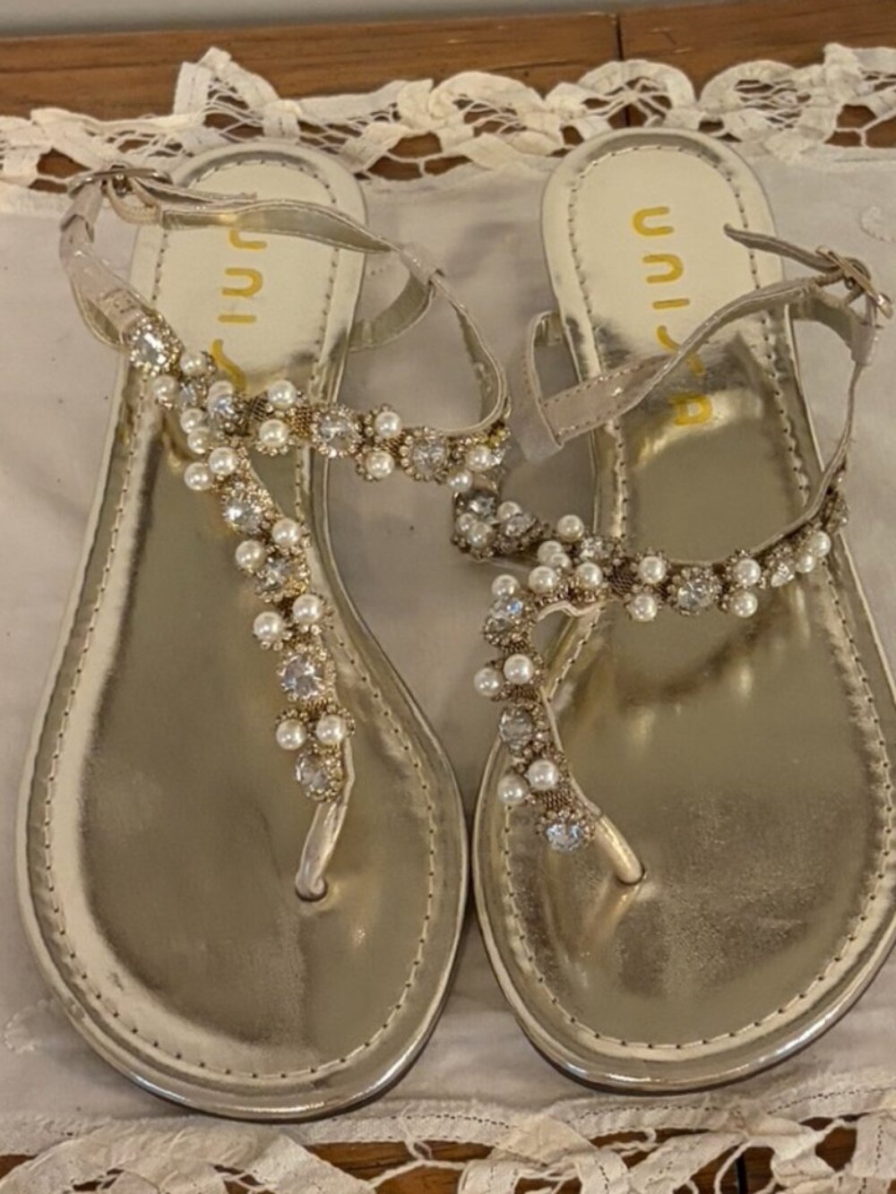 Unisa Women's Size 7.5 Sling Back Beaded Sandal. Gold with Crystal and Pearl. - Picture 3 of 4